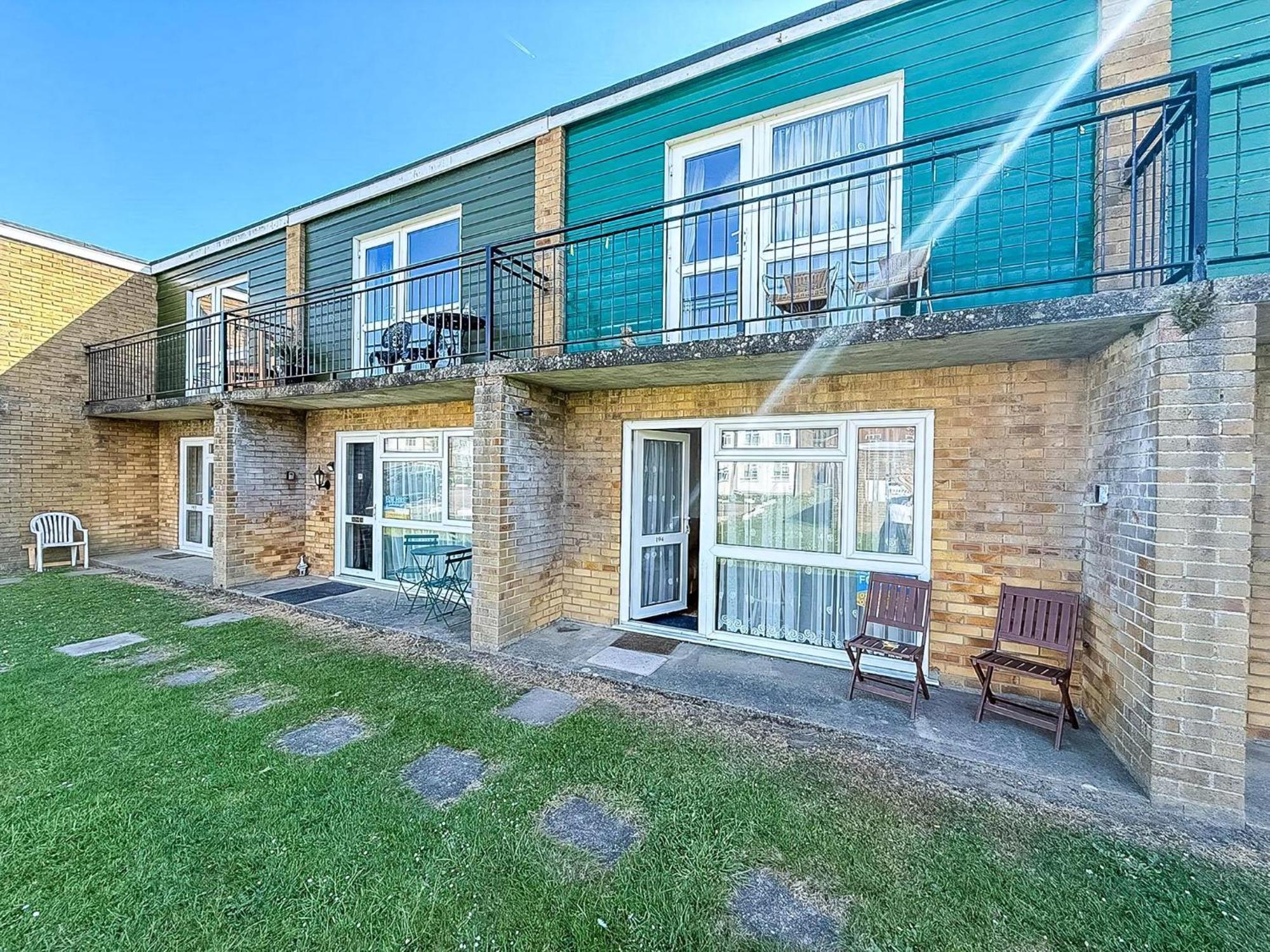 Great 3 Bedroom Chalet To Hire With In Hemsby, Great Seaside Break! Ref 18194B Dış mekan fotoğraf